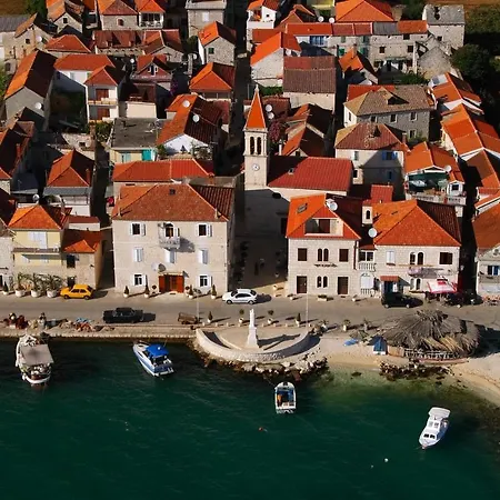 Otel Medena Budget Trogir