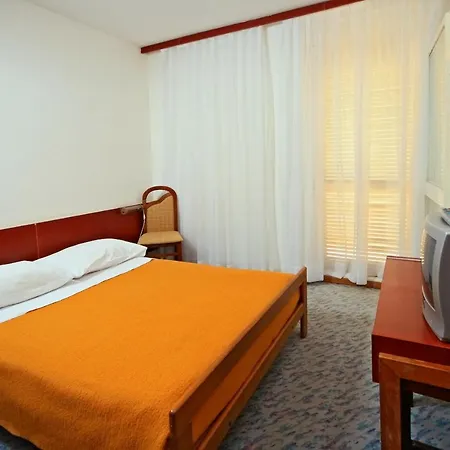 Hotel Medena Budget 3*